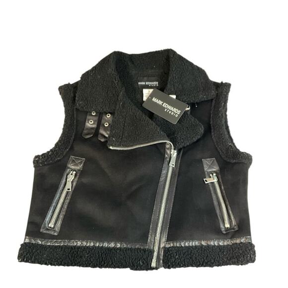 Mark Edwards Studios Sherpa Lined Faux Leather Vest Size Small Black/Silver NWT - Picture 10 of 12